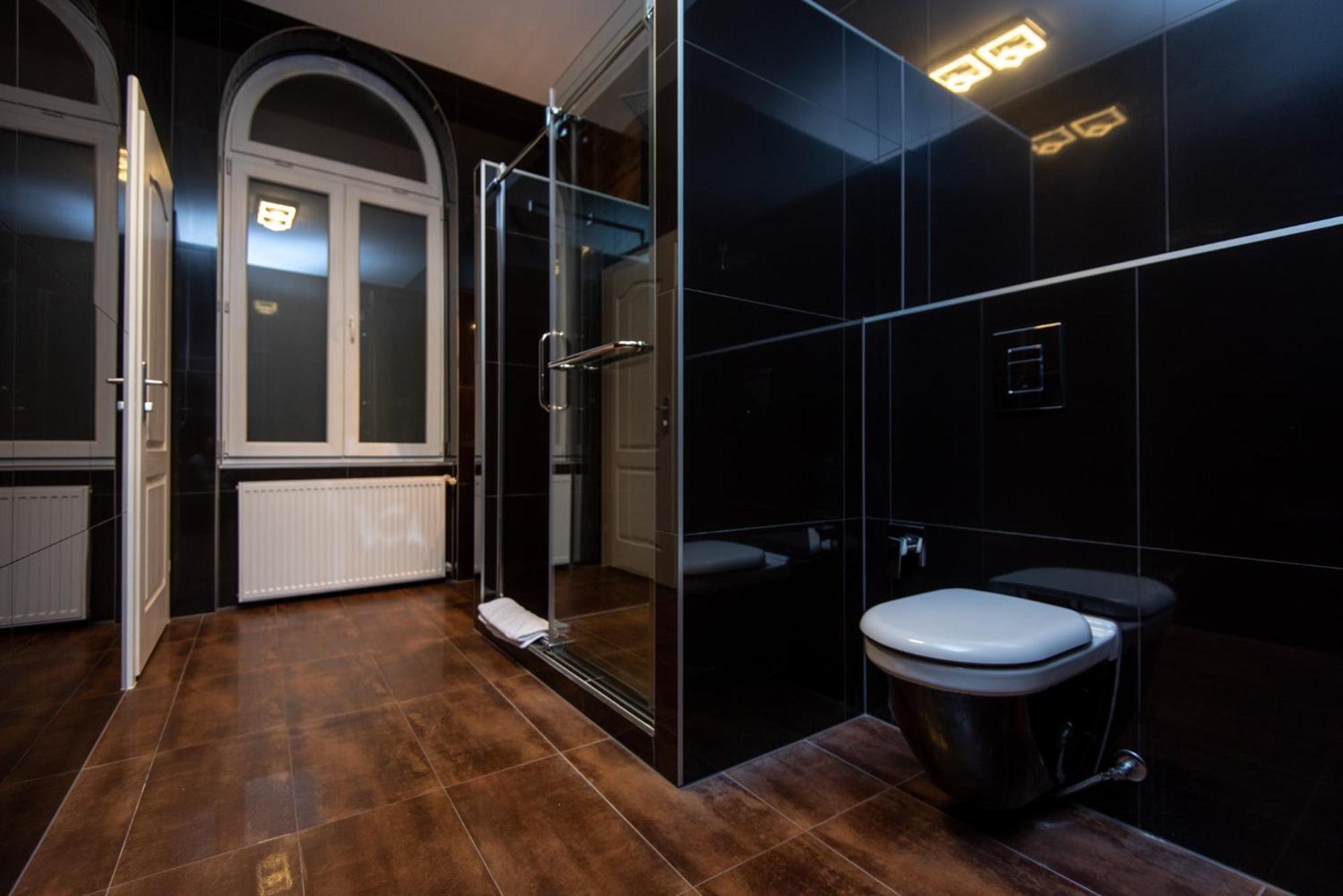 Main Street Suites Сараево Экстерьер фото